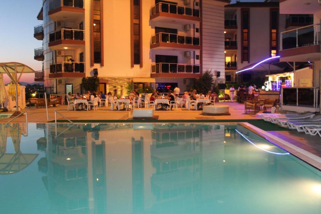 Whispering Sands Kuşadası Exterior photo
